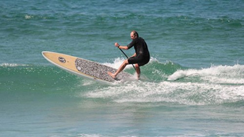Paddle Surfing. לגלוש עם משוט (צילום: טיים אאוט)