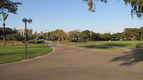 להגיע עד נתב"ג ולעשות פרסה. פארק דרום