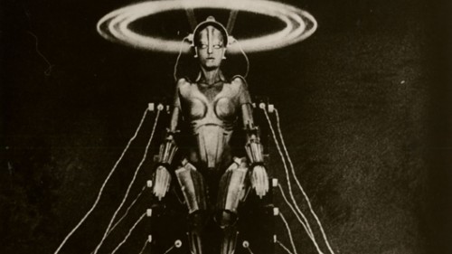 האם הנפש שלנו קשורה ישירות לגוף, ואם כן כיצד?  מתוך הסרט "מטרופוליס", בימוי: פריץ לאנג, הפקה: אריך פולמר, 1927