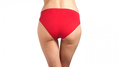 תחתונים מסדרת Nearly Nude של דלתא. צילום: איליה מלניקוב