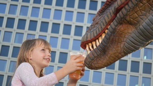 הדינוזאורים באים. צילום: יואב זיסקרוט