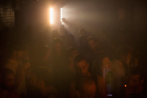 מועדון הברקפסט. למצולמים אין קשר לנאמר בכתבה. צילום: אורן זיו מועדון הברקפסט. למצולמים אין קשר לנאמר בכתבה. צילום: אורן זיו