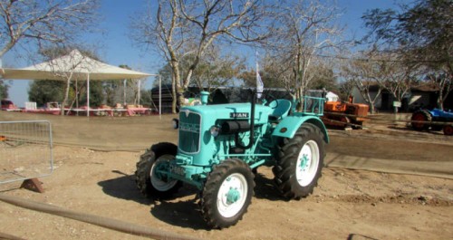 TRAKTOR--700x372