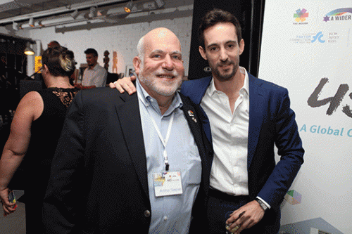 Arthur Slepian with Israeli musician Ivri Lider / Photo by Dror Sithakol Arthur Slepian with Israeli musician Ivri Lider / Photo by Dror Sithakol