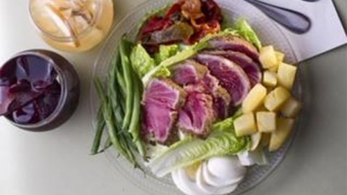 Tuna-salad-at-Hacovshim-h