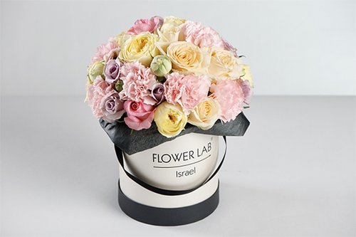 סידור פרחים של Flower Lab
