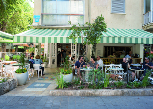 קפה איזי. צילום: אנטולי מיכאלו