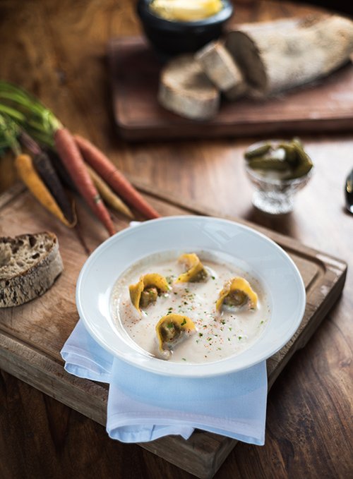 מרק פרמזן וטורטליני מח. צילום: יולי גודודינסקי