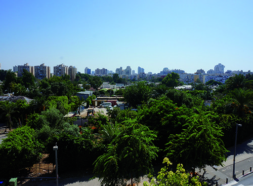 פרדס דכה, מבט מרחוב סהרון. צילום: ישי להבי