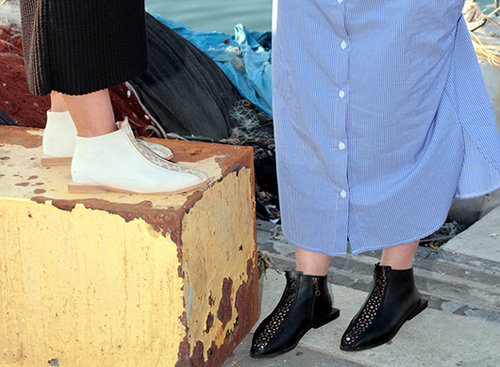 נעליים של סחר אבו סייף. צילום: Amer derbas