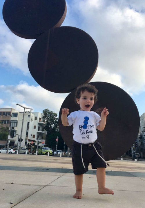 תל אביב קטנה עליו. צילום: יח"צ