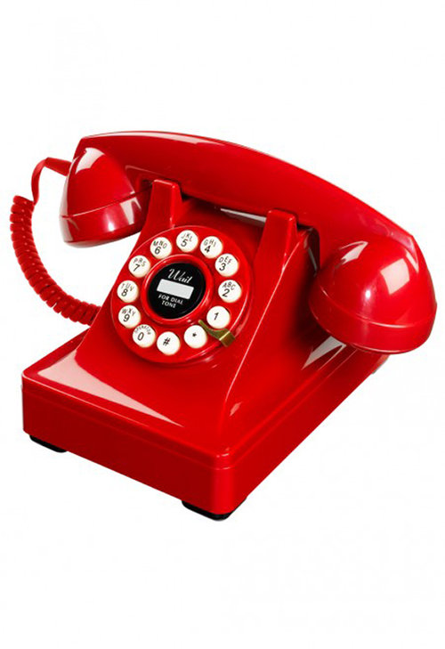 האייטיז התקשרו: טלפון החוגה שמתקמבק לכם לסלון